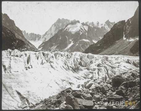 Glacier et montagnes (Chamonix)